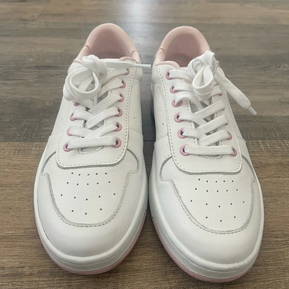 New PAIGE Remy Sneaker size 7.5 - Picture 4 of 9